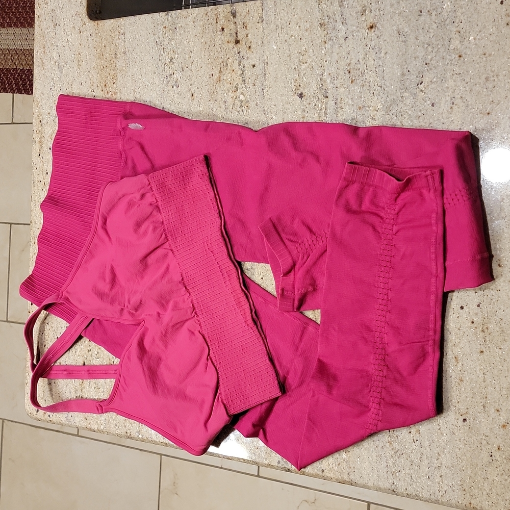 FREE PEOPLE Good Karma set. NWOT. Leggings only have label.